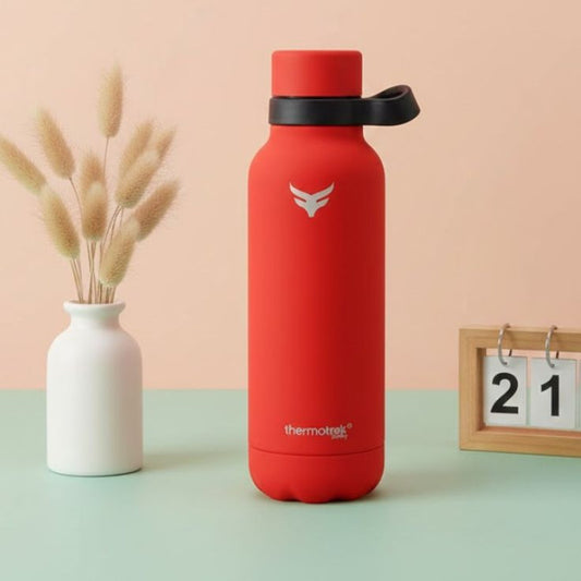 ThermoTrek Water Bottle 750 ml Hot & Cold Stainless Steel
