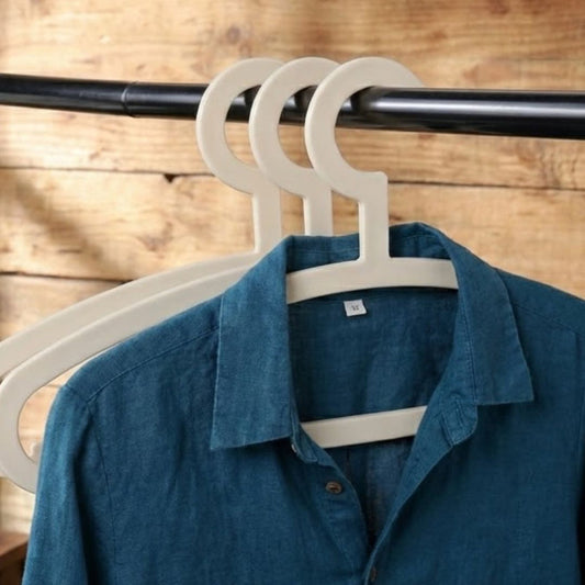 3 pcs Plastic Hefty Hanger Heavy Duty Clothes Hangers