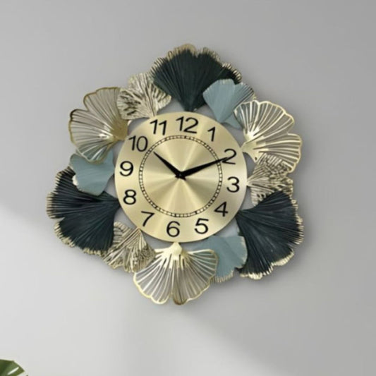 Metal Wall Clock Motive Design Modern Decorative Wall Clock
