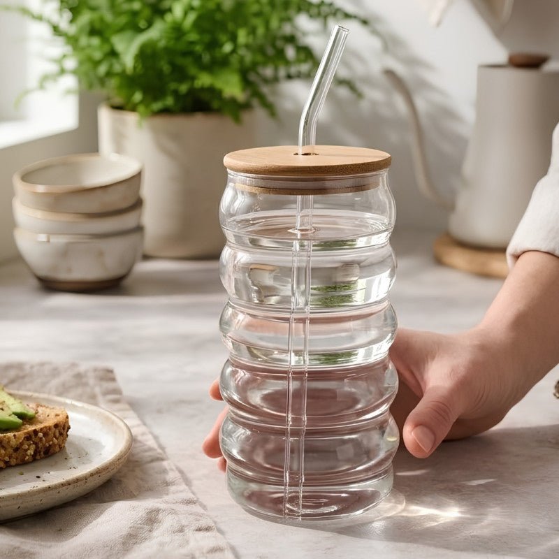 500ml Spiral Shaped Glass Tumbler With Wooden Lid And Straw - Homazing