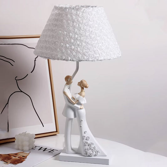 Balloon Couple Table Lamp