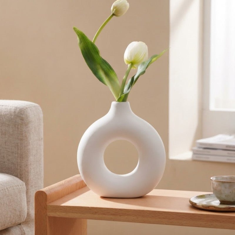 Platsic Donut White Vase - Homazing